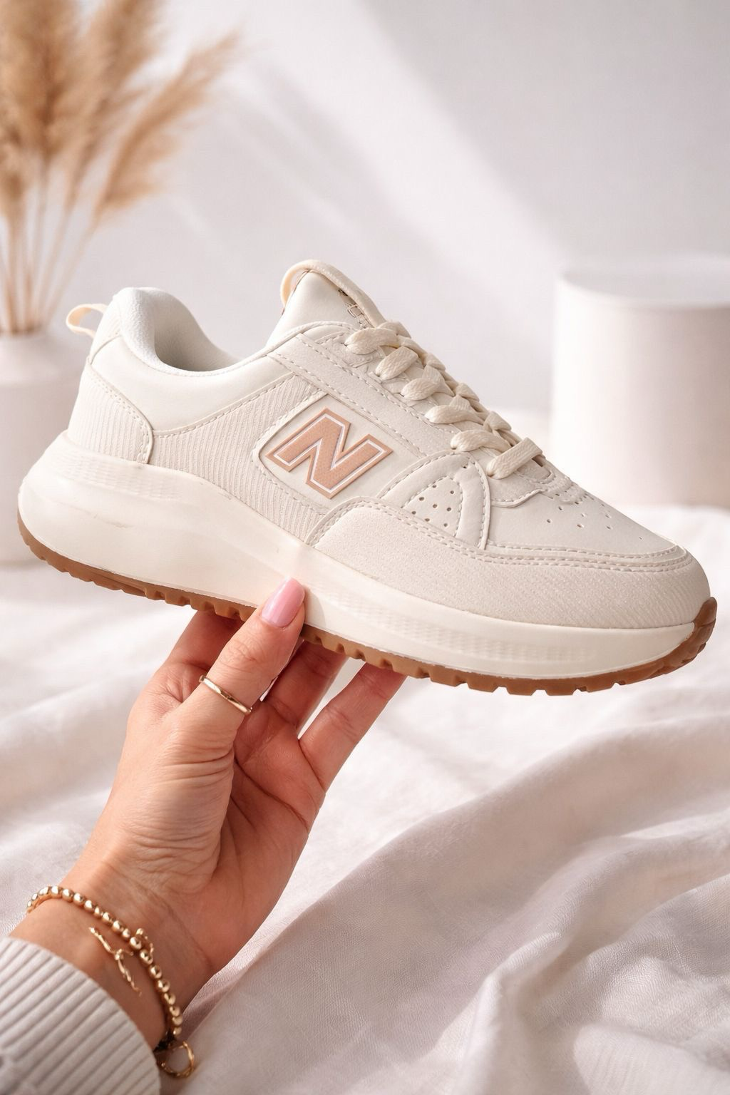 TENIS SUELA EVA ULTRALIVIANA BEIGE